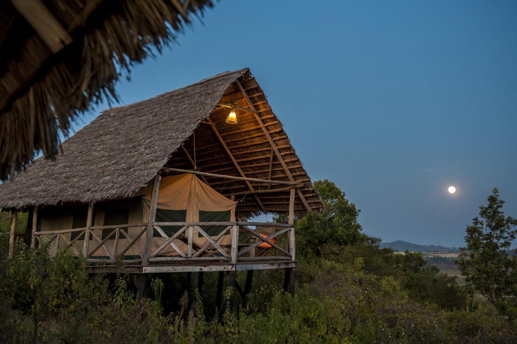 Rhotia Valley Tented Lodge And Children'S Home Карату Екстер'єр фото
